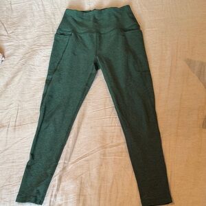 Beyond yoga Spacedye Out Of Pocket High Waisted Midi Legging size S green